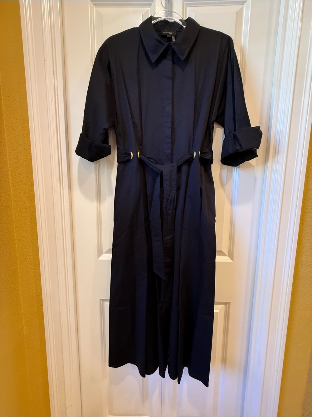 Donna Karan New York Black Drawstring Waist Stretch Cotton Midi
Shirtdress